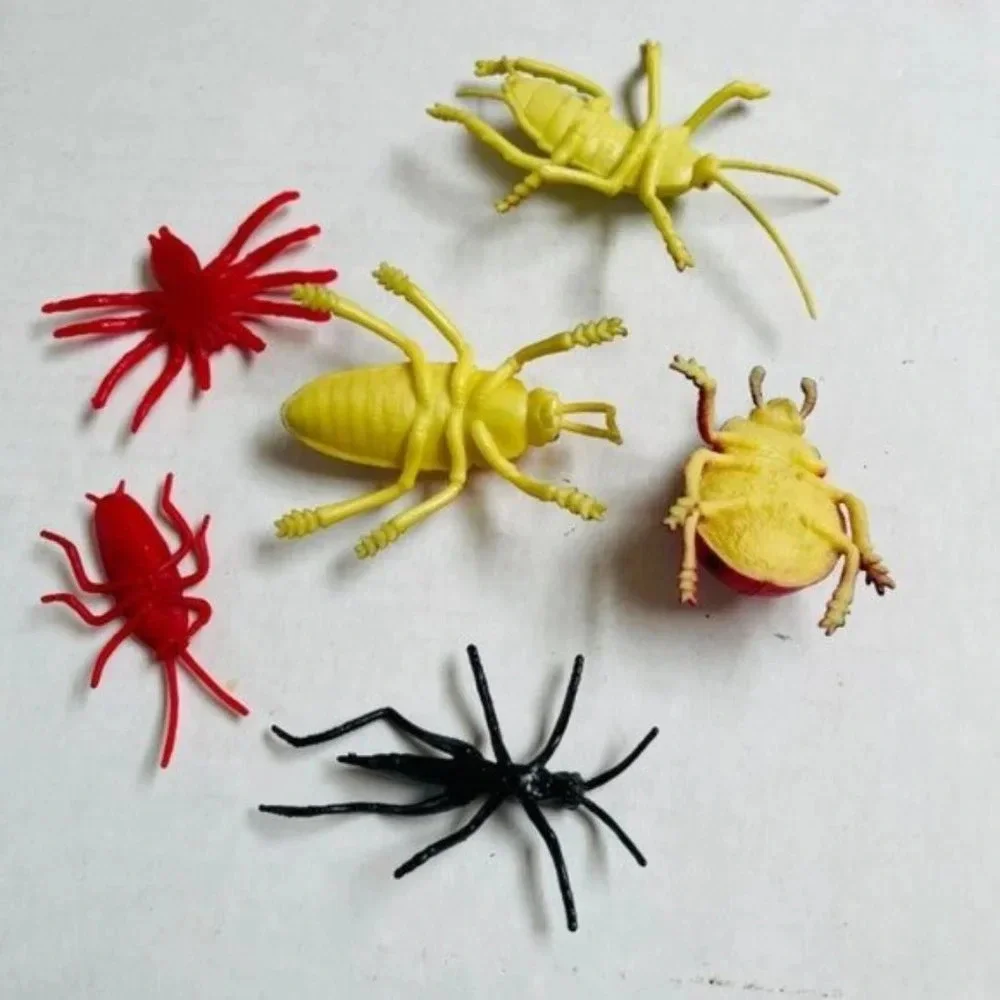 Insects Bugs Animal Figure Red Lady Bug Spider Grasshopper 2 Inch 6 Pieces